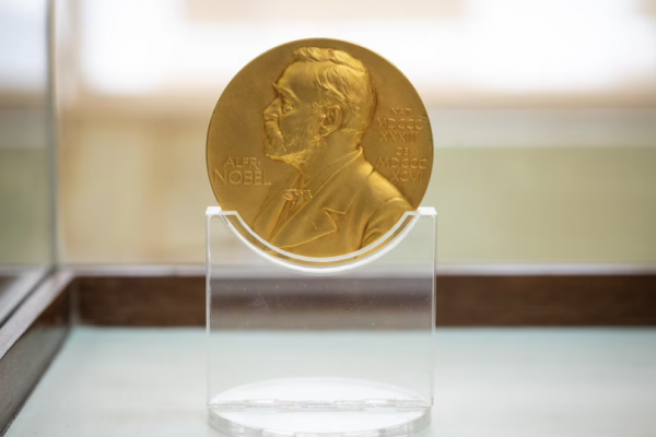 Nobel de Literatura; ¿Y si este año es para la Argentina?